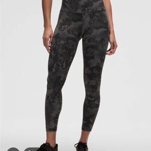 Wunder Train High-Rise Tight 25"